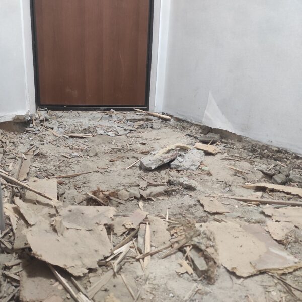 Демонтаж паркета и половой доски с подсыпкой Демонтаж паркета